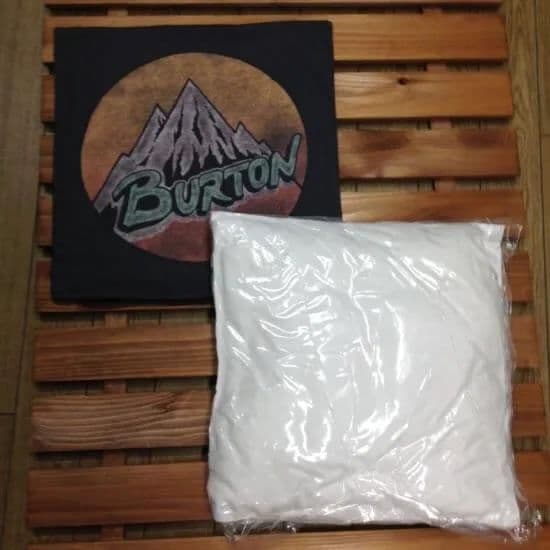 BURTON バートン【PILLOW】黒 チルクッション