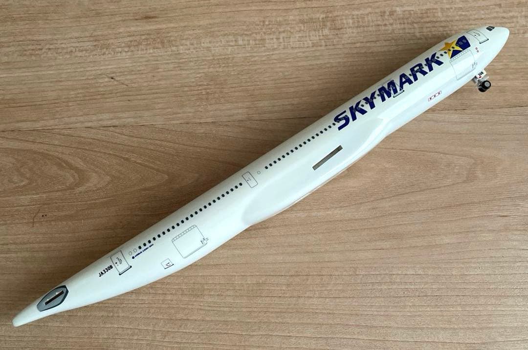 SKYMARK 航空機モデル AIRBUS A330-300 モデルプレーン