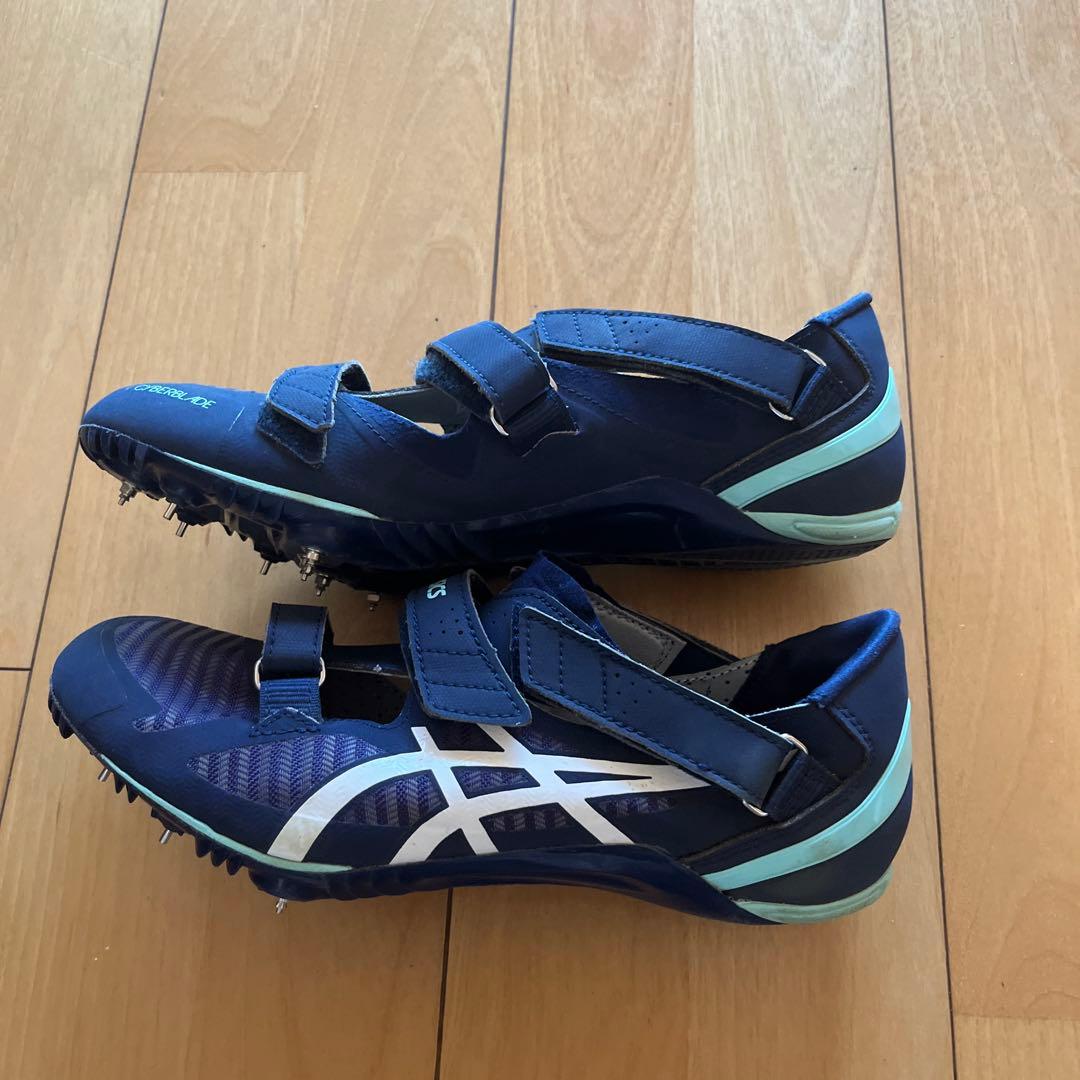 陸上セット　（asicsスパイクシューズ25.5㎝・Tシャツ・パーカー）