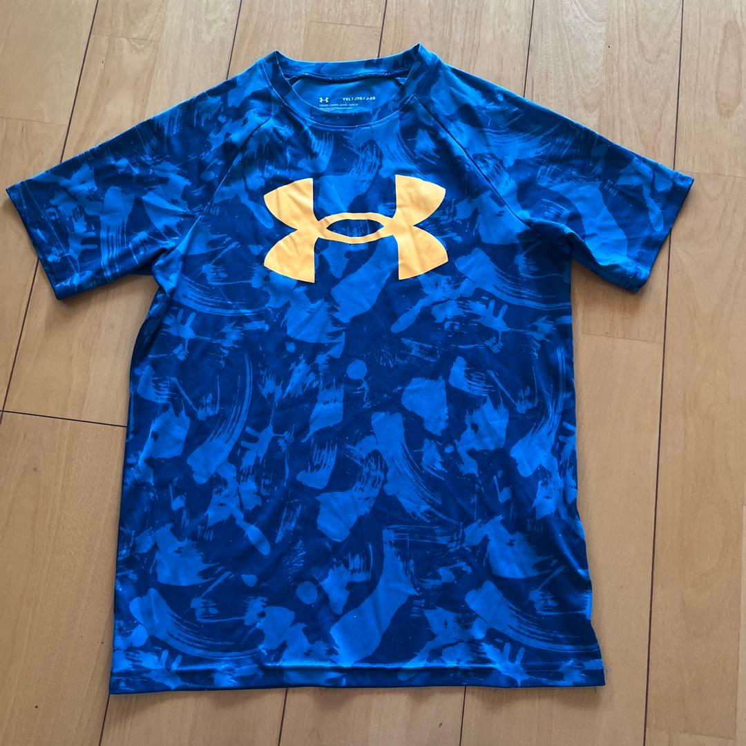陸上セット　（asicsスパイクシューズ25.5㎝・Tシャツ・パーカー）
