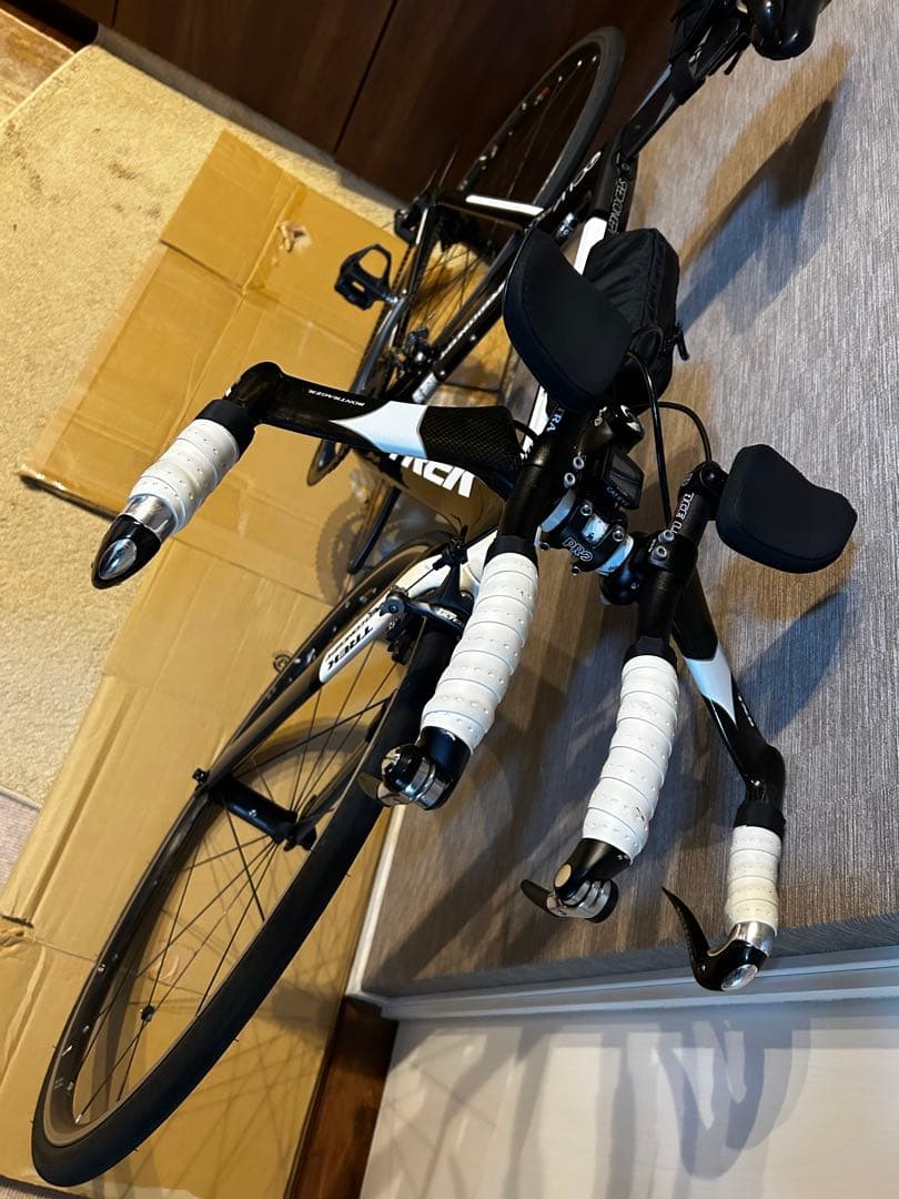 Trek スピードコンセプト　トライアスロンバイク シマノアルテグラ　完成車