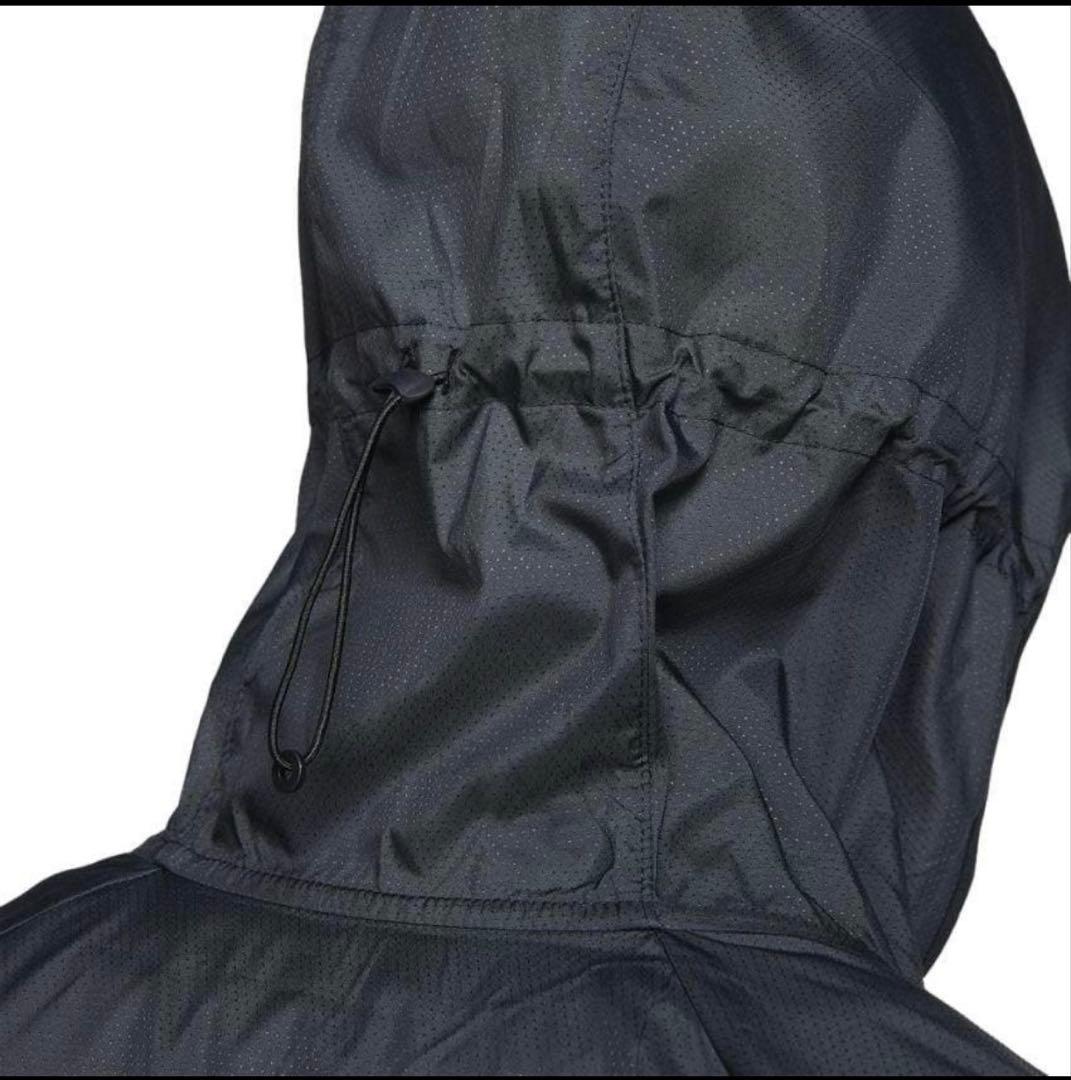 XL ☆新品☆ ナイキ　エッセンシャル フーデッド 軽量薄手ランニングジャケット