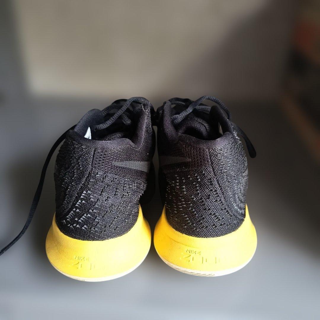 Nike バスケットボールシューズ カイリー３