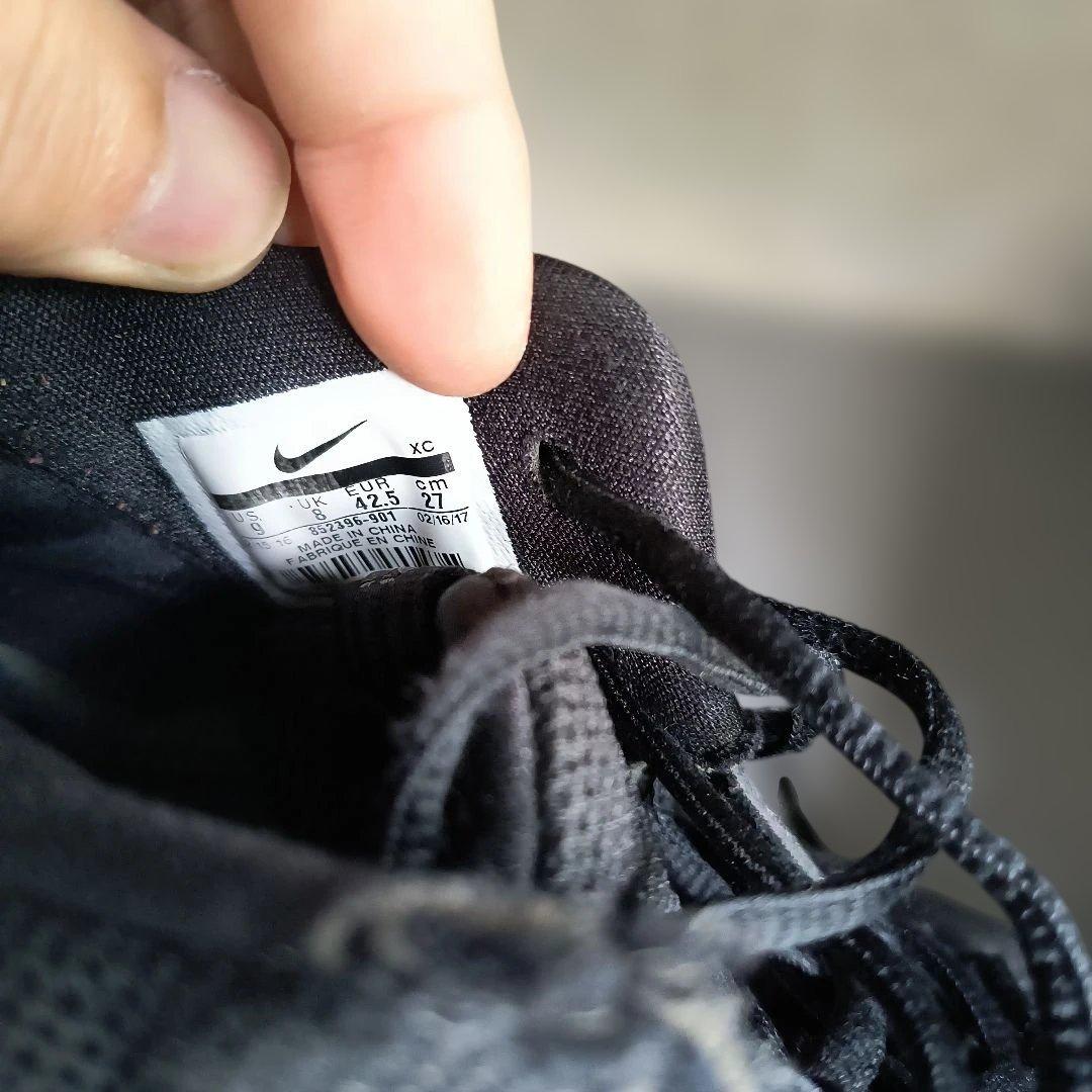 Nike バスケットボールシューズ カイリー３