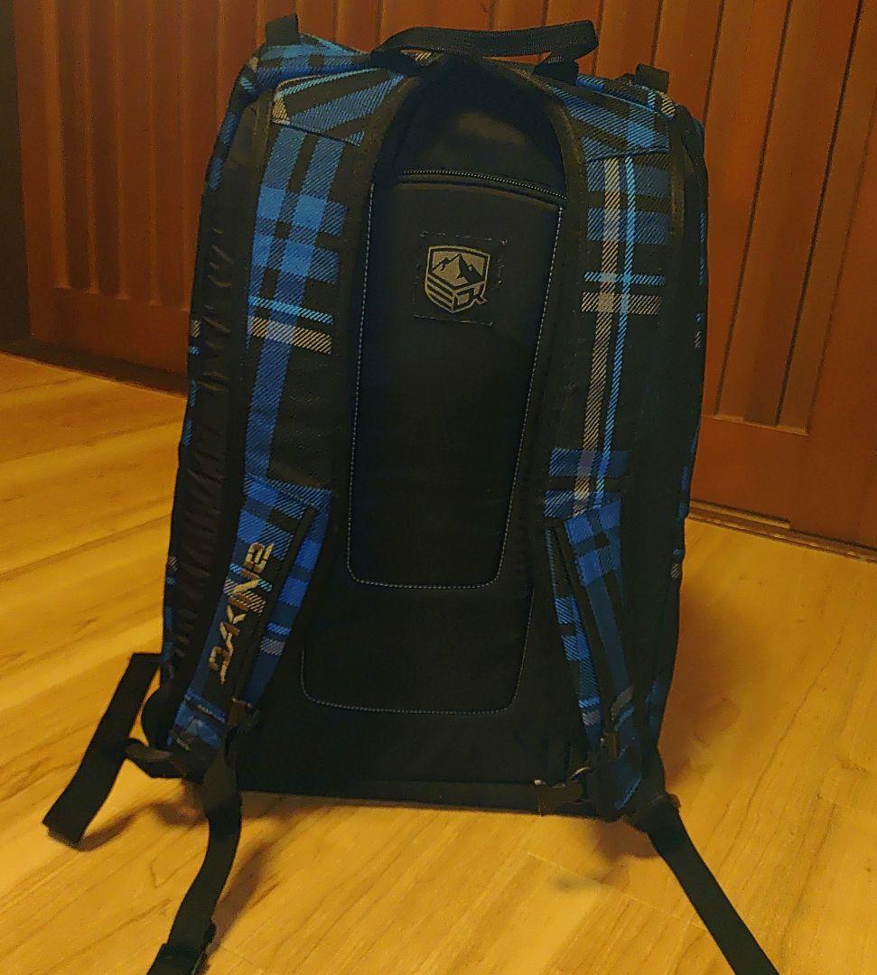 DAKINE スキー、スノーボードブーツバック青と黒のチェック柄
