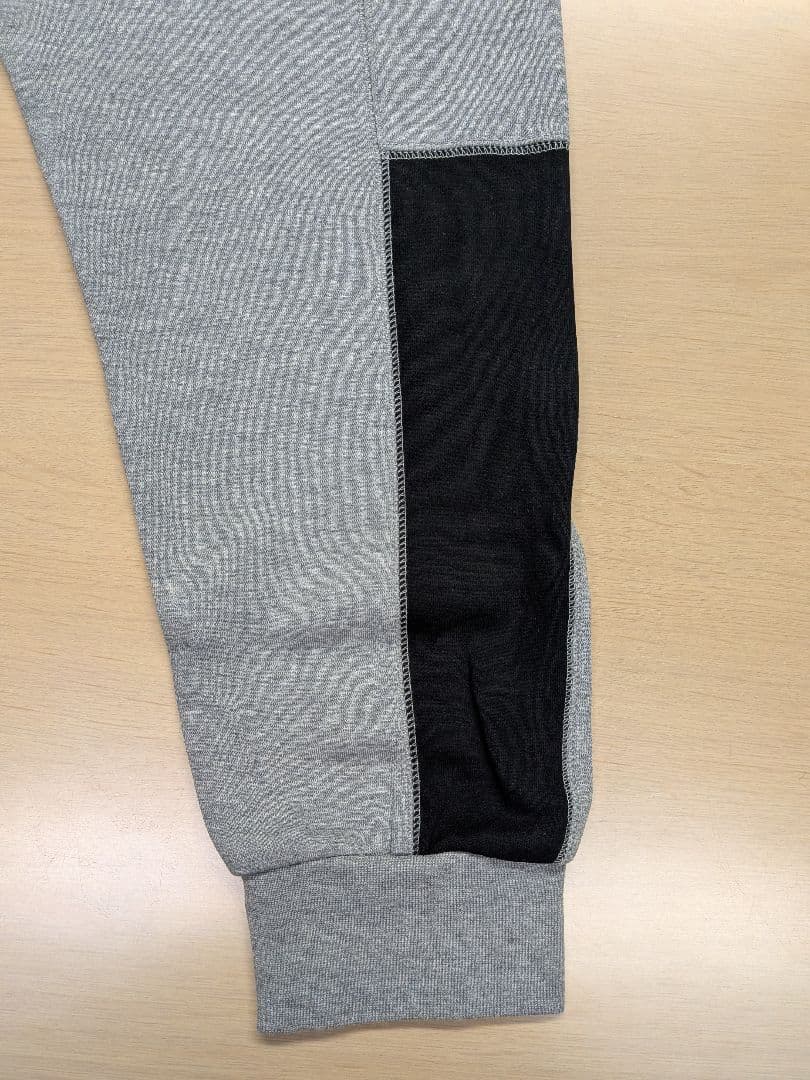 【新品・未使用】PUMA グレー ジャージパンツ