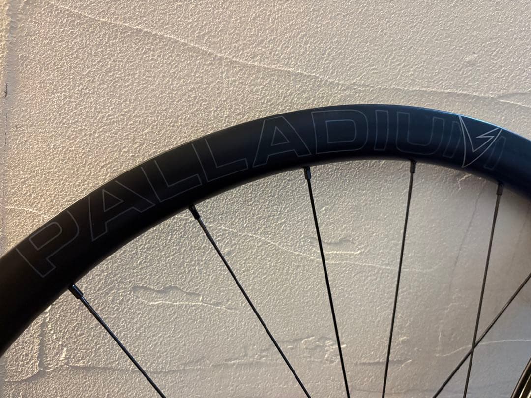 ビアンキPB カーボンホイール 33mm 前後shimano HG 1,433g