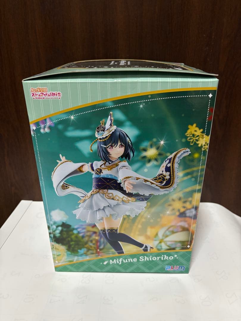 PLUM 三船栞子　1/7スケール　フィギュア　超美品