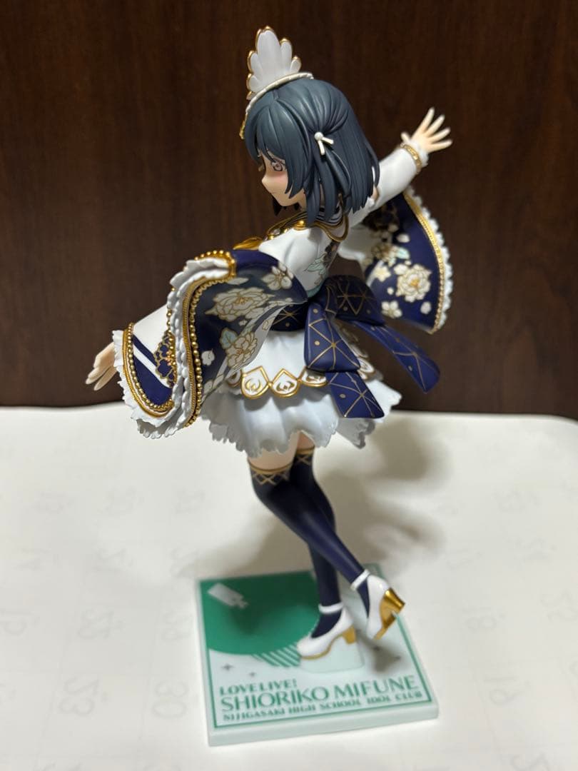 PLUM 三船栞子　1/7スケール　フィギュア　超美品