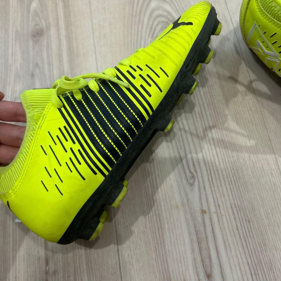 Puma サッカーシューズ イエロー ストライプ