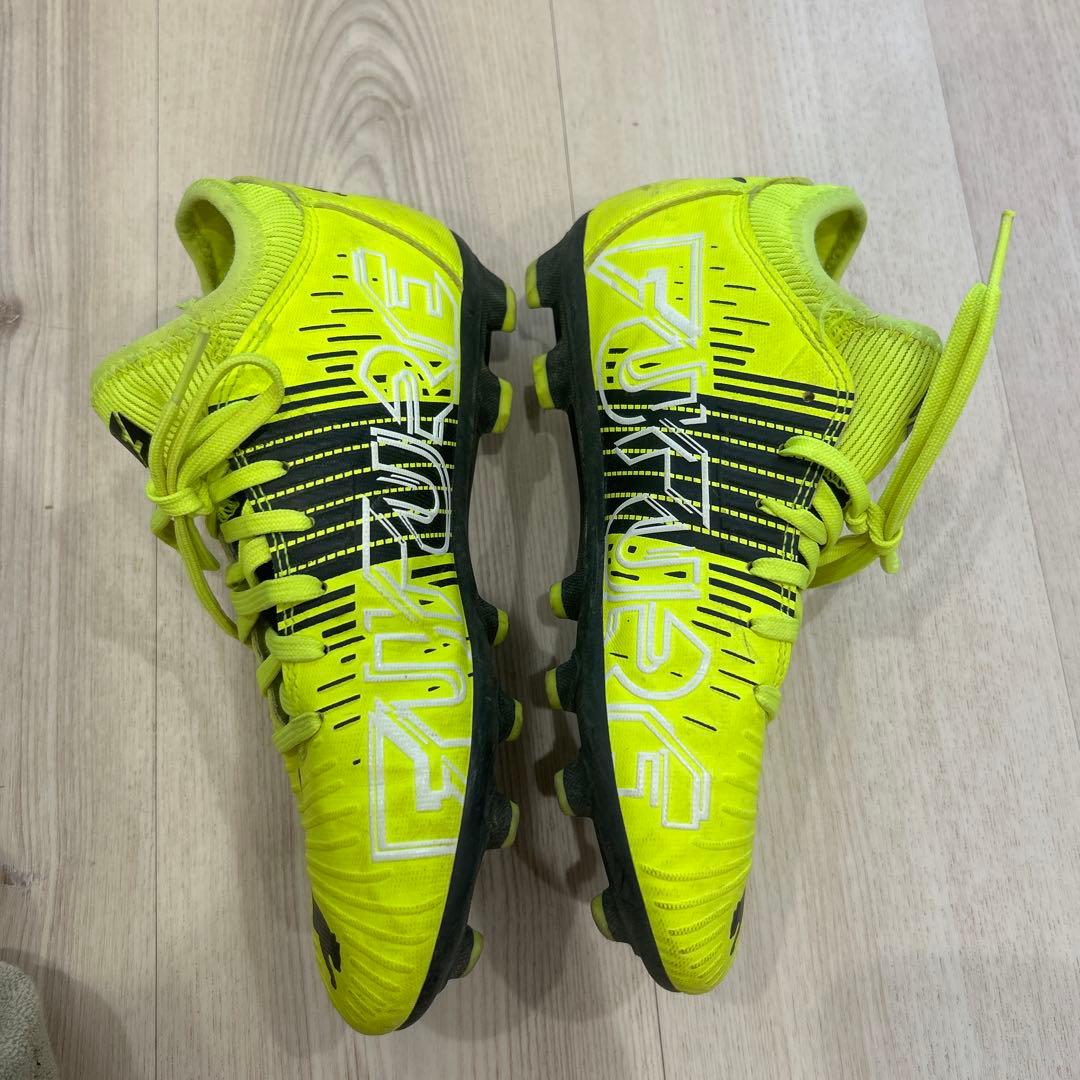 Puma サッカーシューズ イエロー ストライプ