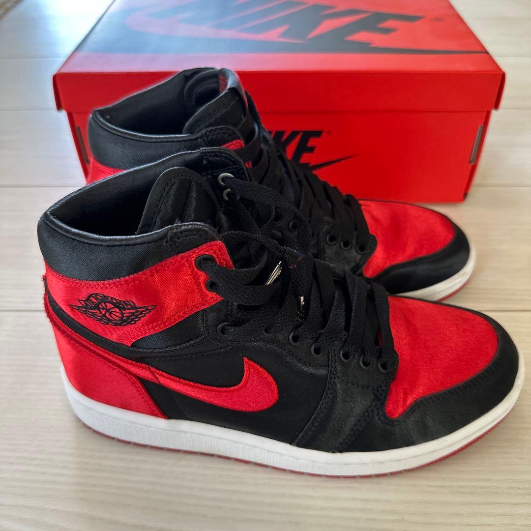 NIKE Air Jordan 1 サテンブレッド24センチ