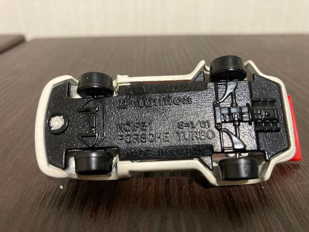 トミカ 青箱 F31 ポルシェ935 ターボ 1/61 スケール