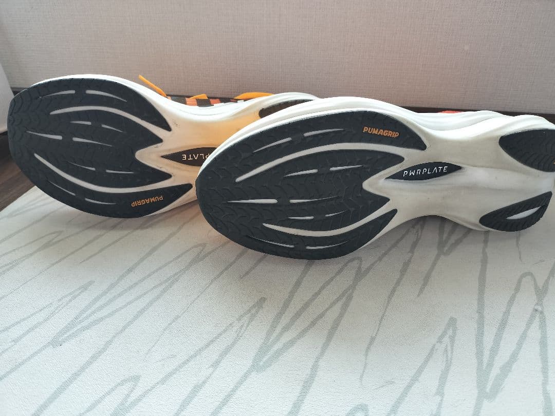【PUMA】DEVIATE NITRO3 ランニングシューズ 27cm