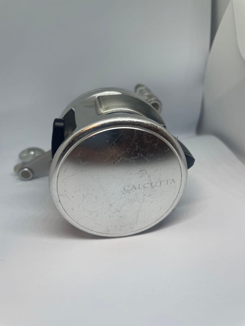 (中古)最終値下げ シマノ SHIMANO カルカッタ300 カスタムパーツ付き
