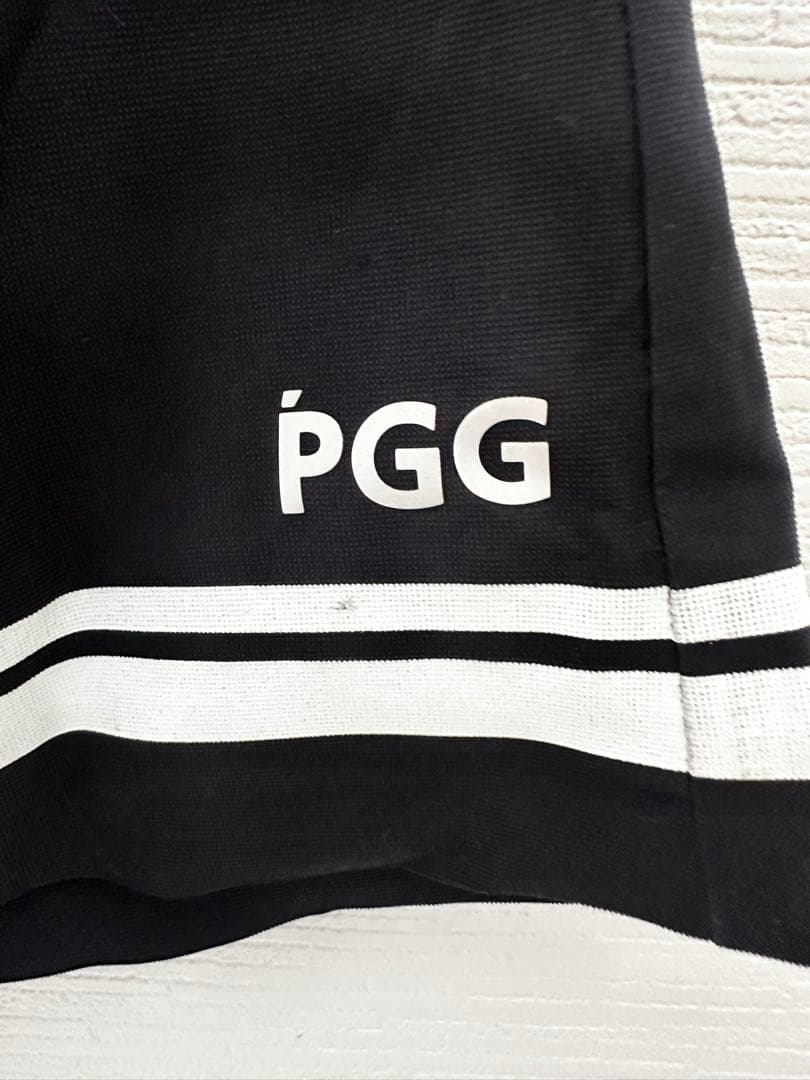 minmin。PGG 黒 プリーツスカート サイドポケット付き