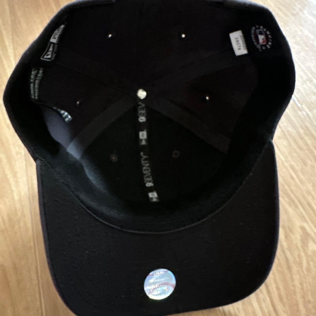 New Era 9SEVENTY Carbon Steel キャップ限定モデル