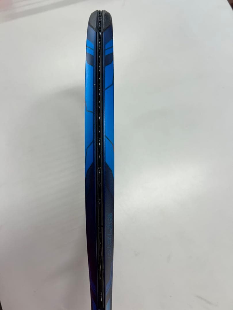 YONEX EZONE 100 ラケット