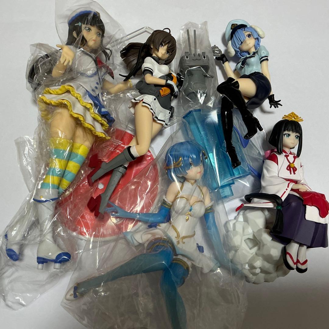 アニメ、コミック美少女系フィギュア　箱いっぱい詰め合わせ40点以上　　お買い得
