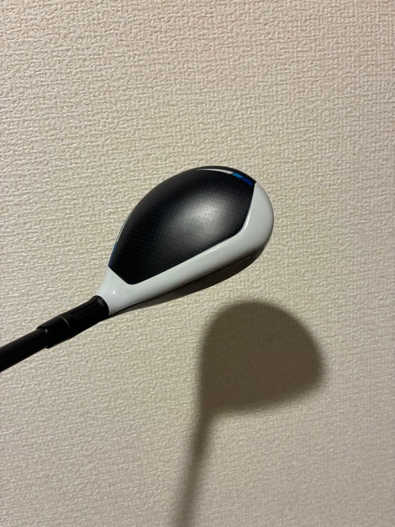 左）SIM2MAX レスキューU3 19° アッタスMBHY75S