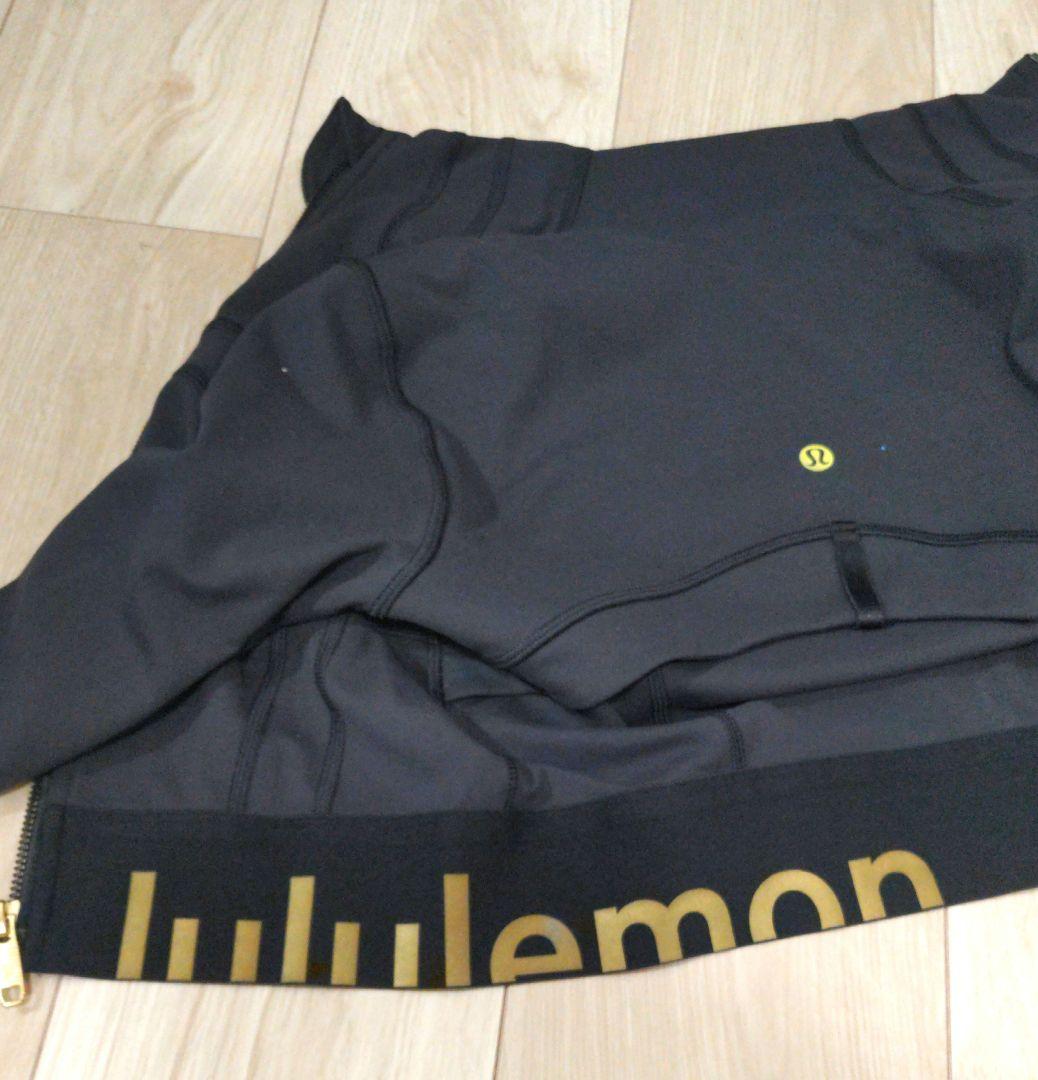 ルルレモン ブラック×ゴールド ストレッチヨガトップス　ショート丈　ジャケット