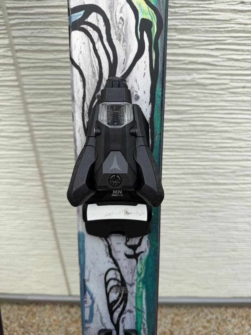 ATOMIC スキー板 BENT100 172cm ベント100 ビンディング