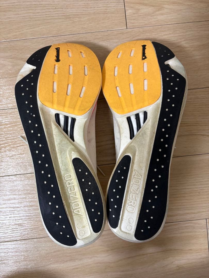 adidas アディゼロ TAKUMI SEN 10