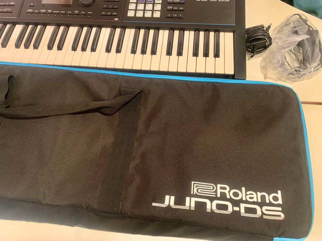 Roland JUNO-DS61 シンセサイザー 61鍵