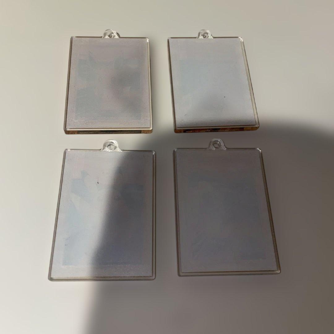 ムンク展 アクリルキーホルダー ピカチュウ イーブイ コダック ミミッキュ