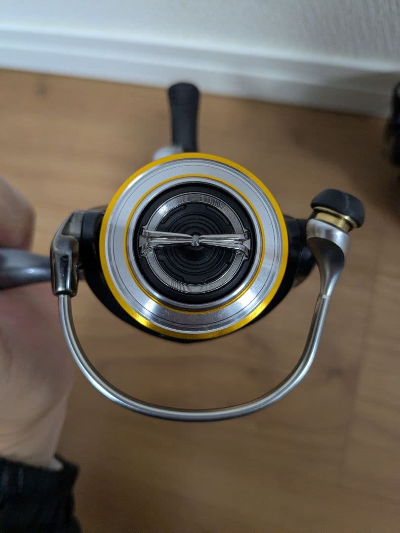 DAIWA　スピニングリール2個　REVROS2500　EXCELER2004H
