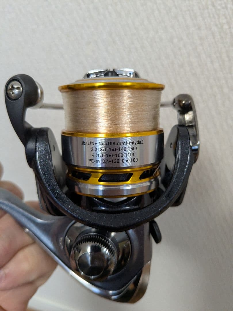 DAIWA　スピニングリール2個　REVROS2500　EXCELER2004H