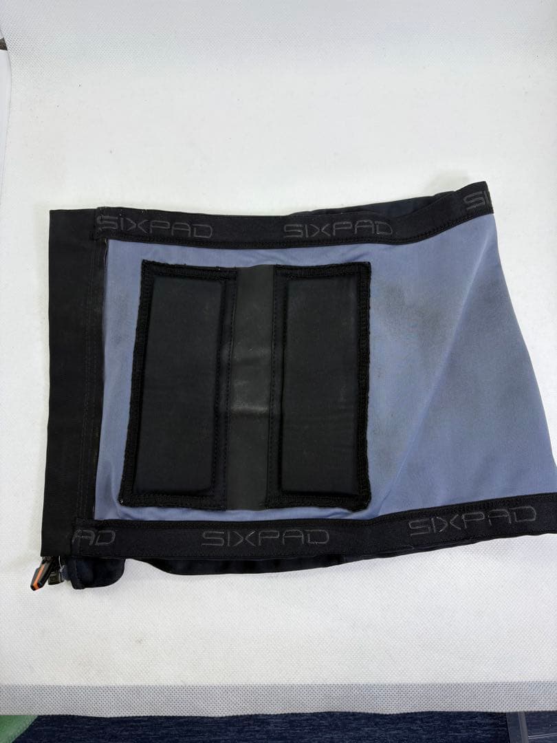 【ホワイトデー限定セール】【美品】SIXPAD Powersuit Abs S