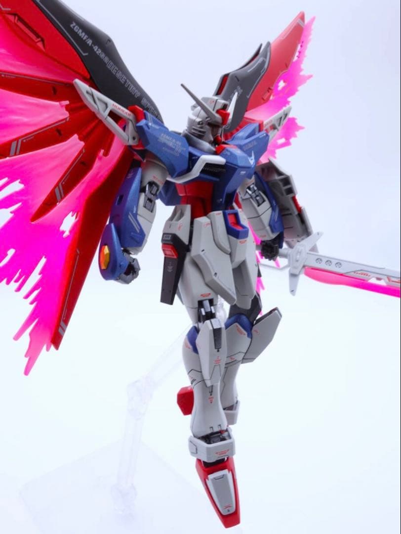 1/144 HG デスティニーガンダムSpecⅡ　ゼウスシルエット　塗装済完成品