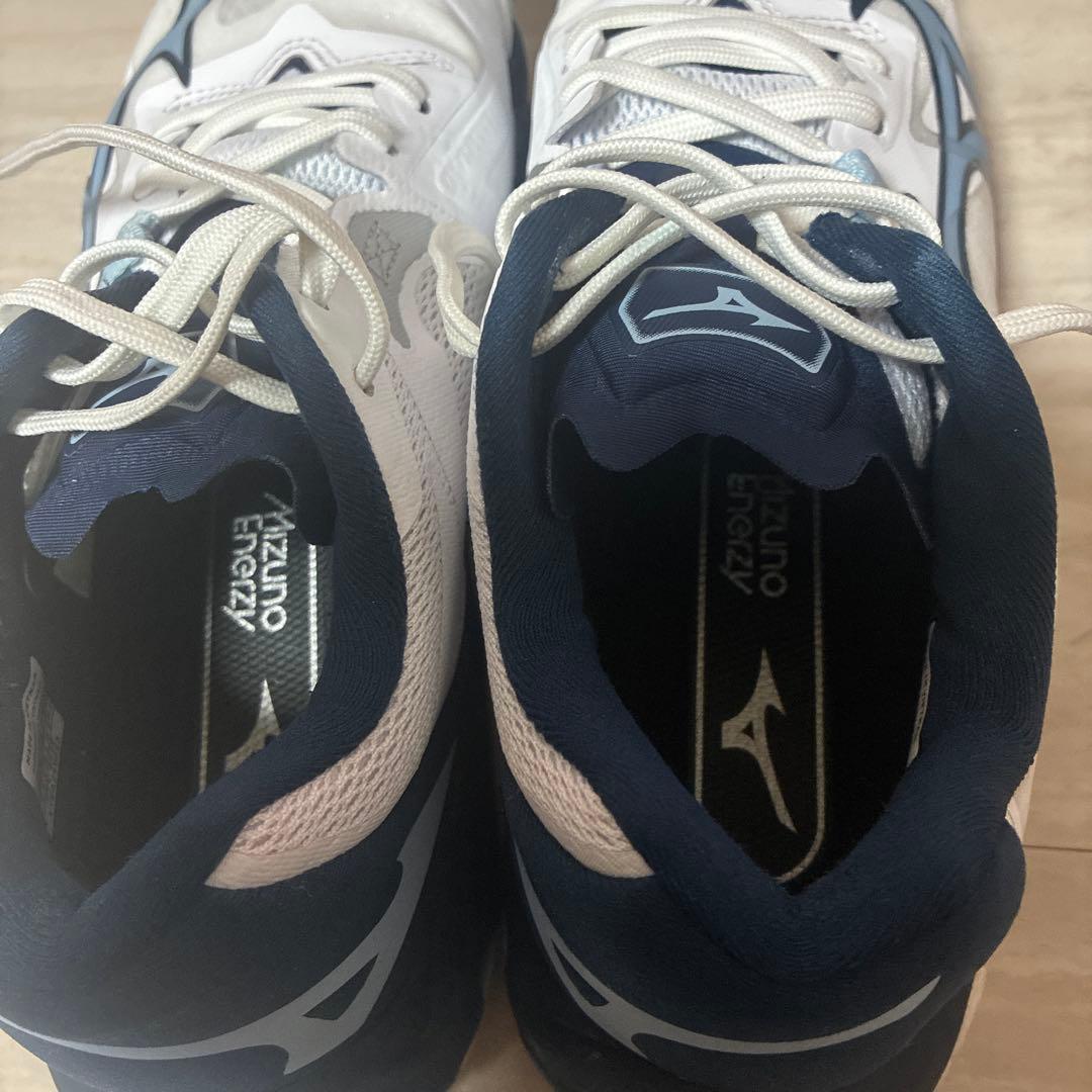 Mizuno ウェーブライトニング z8 24cm バレ３回のみ使用