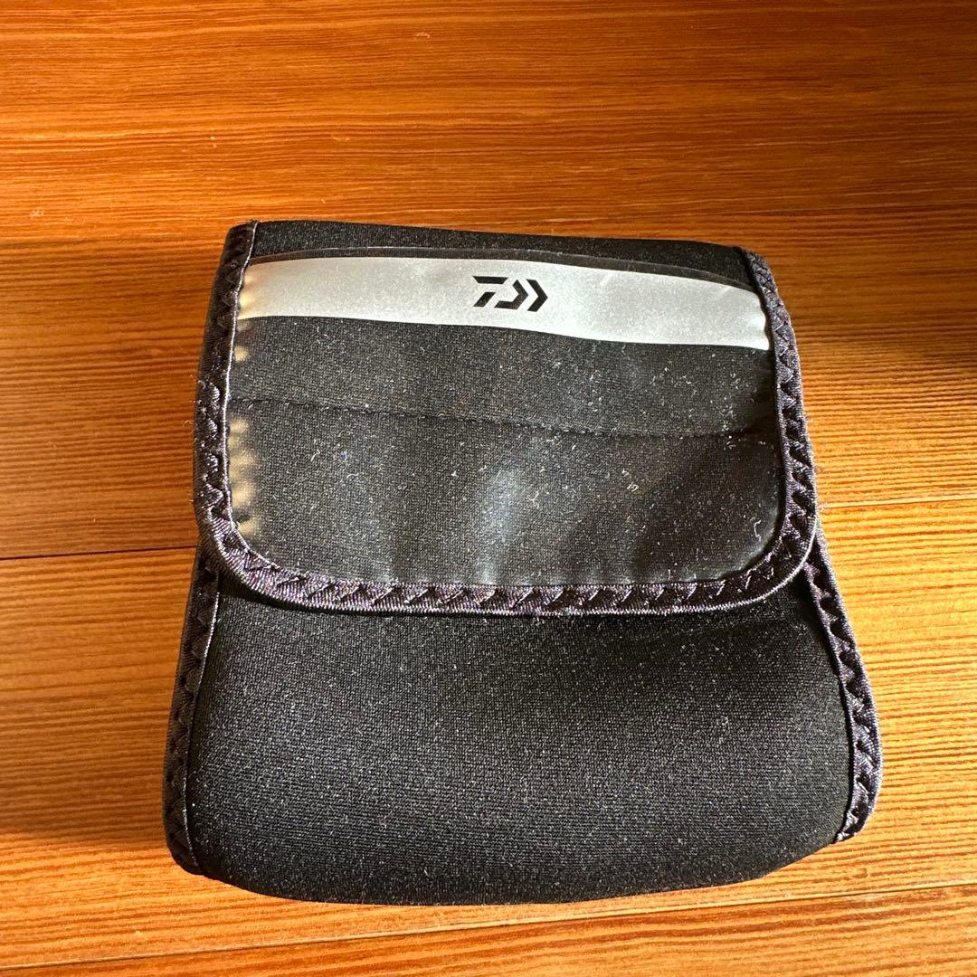 美品　DAIWA SALTIGA　BJ3500SH スプール付き