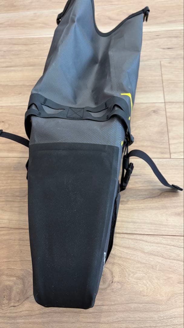 APIDURA サドルバッグ 14L ドライシリーズ