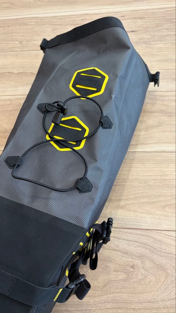 APIDURA サドルバッグ 14L ドライシリーズ