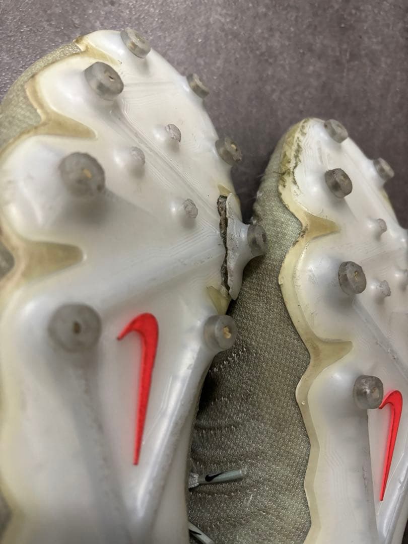 Nike Phantom サッカーシューズ FG 25.5cm