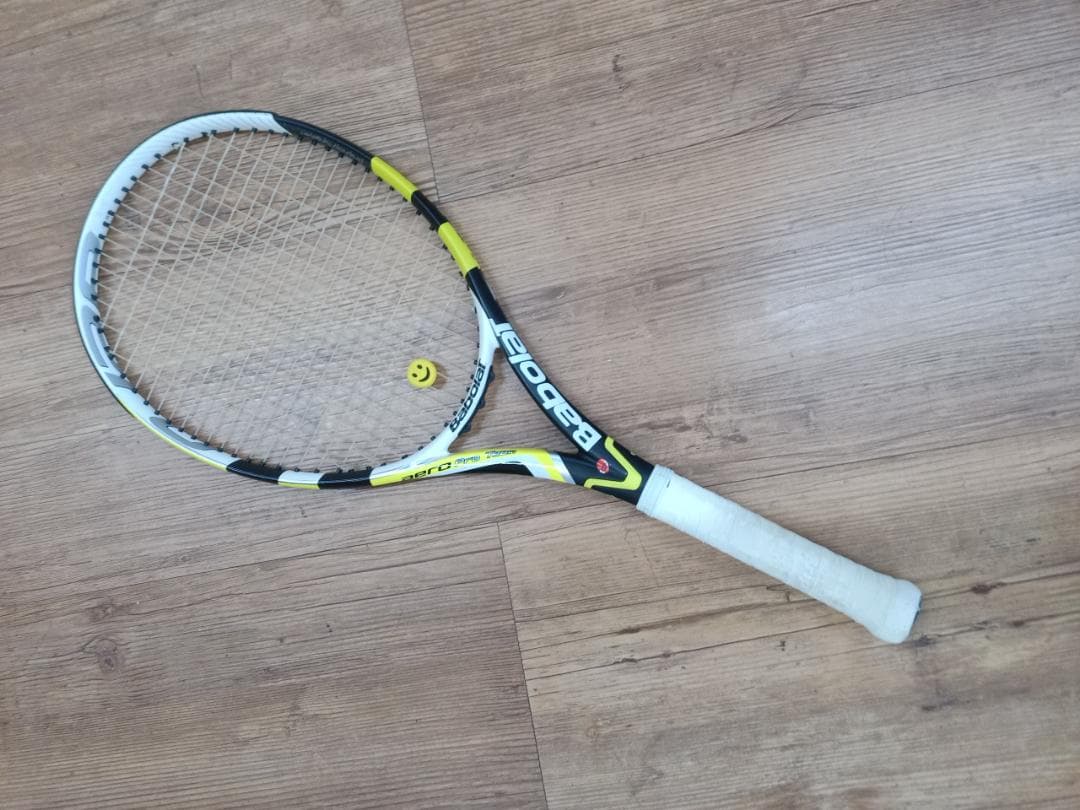 都《AFLPM》Babolat aoro pro Team　テニスラケット