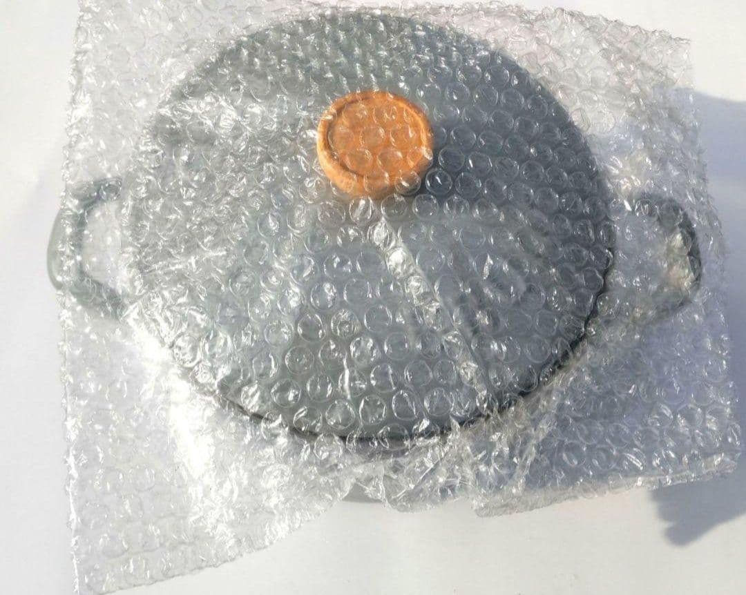 【匿名配送】BRUNO LEDスティックライト シルバー、ホーロー両手鍋20cm