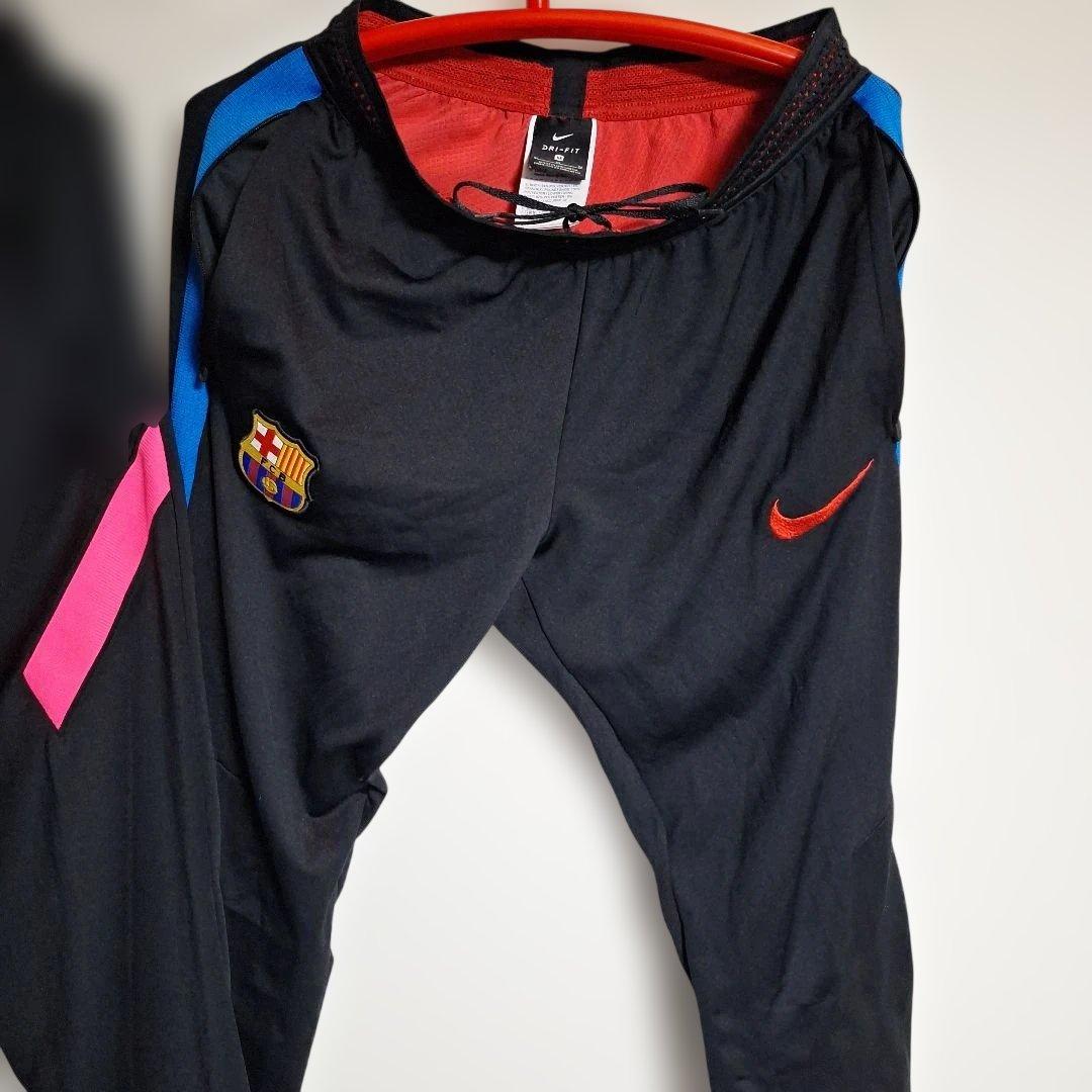 新品美品　NIKE　PSG　トレーニングウェア　　４点セット　パリサンジェルマン