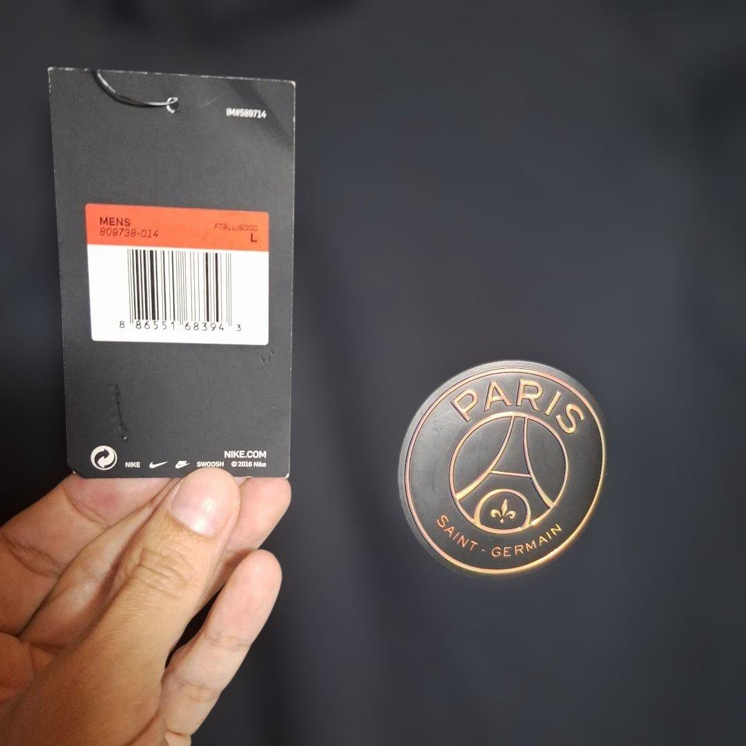 新品美品　NIKE　PSG　トレーニングウェア　　４点セット　パリサンジェルマン