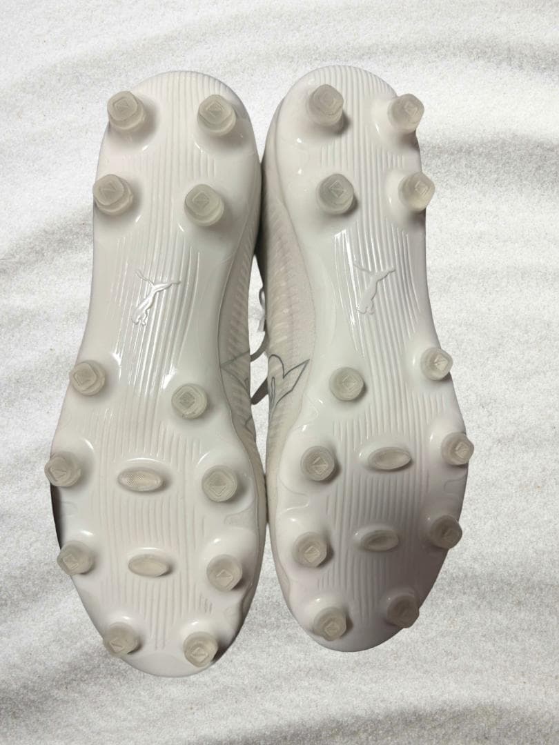 ほぼ新品！PUMA フューチャー8 プロ HG/AG