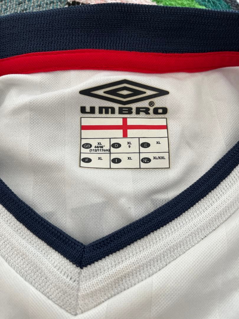 新品未使用正規品 UMBRO イングランド代表ベッカムギリシャ戦 マッチデイ刺繍