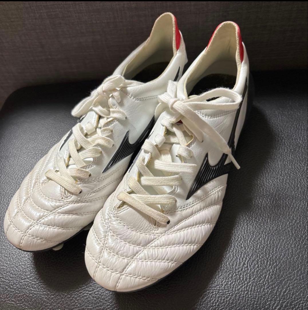 【美品】本日のみお値下げ！！　MORELIA サッカースパイク 26.0cm