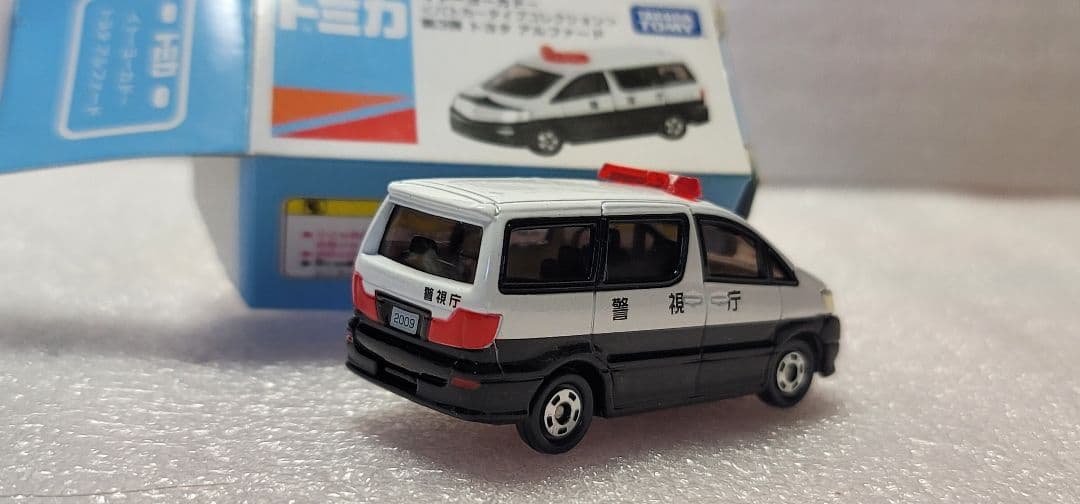 【 全国送料無料 】未使用！ アルファード パトカー 警視庁 「 トミカ 」