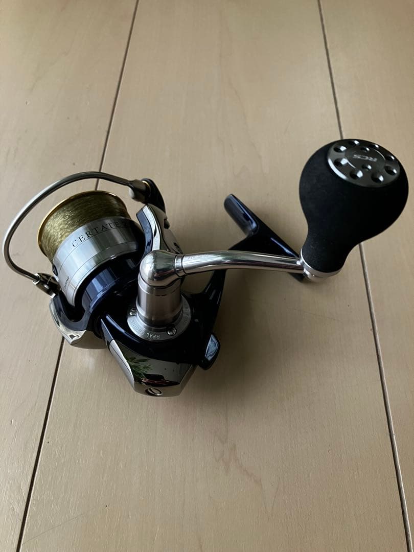 リール Daiwa CERTATE 2500