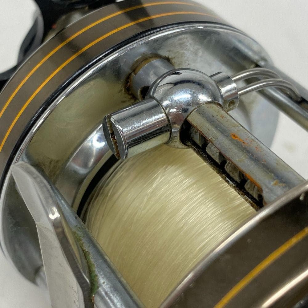 Daiwa ダイワ ミリオネア 5H リール