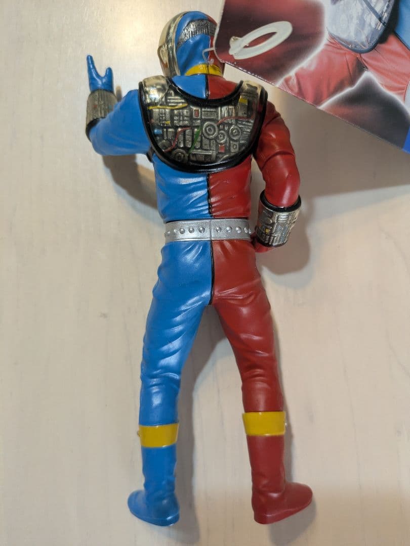 ソフビ魂「キカイダー01」「超人バロム・1」