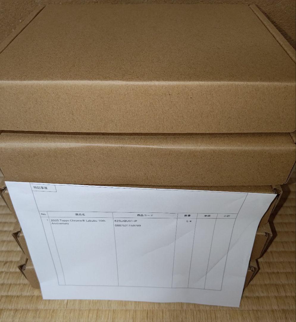 新品未開封 Topps Chrome labubu 10周年記念BOX ラブブ